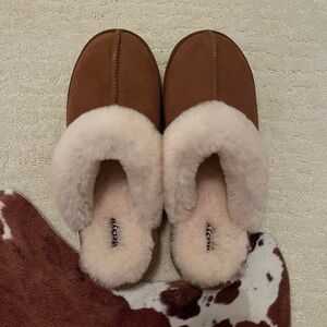 Mel&Syd 100% Australian Sheepskin Slippers Woman’s
